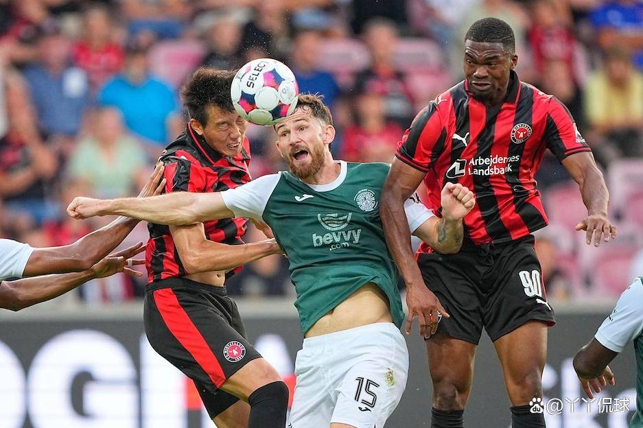 比赛过程中,球员们的团队合作和配合让人赞叹的句子 比赛过程中,球员们的团队合作和配合让人赞叹的句子