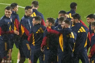 乐动体育开户地址-澳大利亚国家队阵容